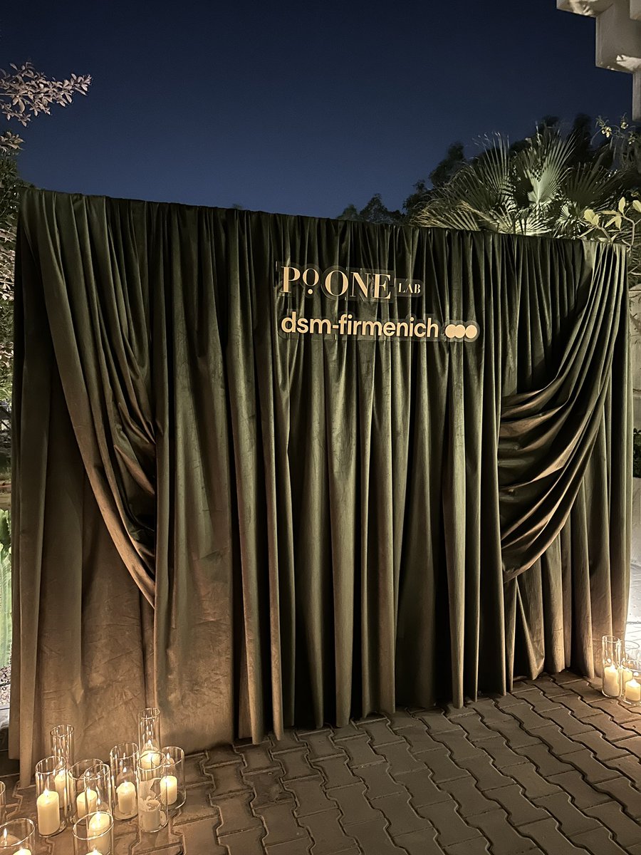 اليوم نلبي دعوة فيلا PO1

عندهم افتتاح العمل وهي خدمة جديدة يقدمونها بعيداً عن بيع عطور النيش

وهي تستهدف قطاع B2B أصحاب شركات العطور المحلية لتوفير مواد الخام بالشراكة مع الشركة العريقة فيرمينيش تعتبر من أكبر موردي الزيوت العطرية الخام للمصانع حول العالم

خطوة مميزة من PO1 لتمكن