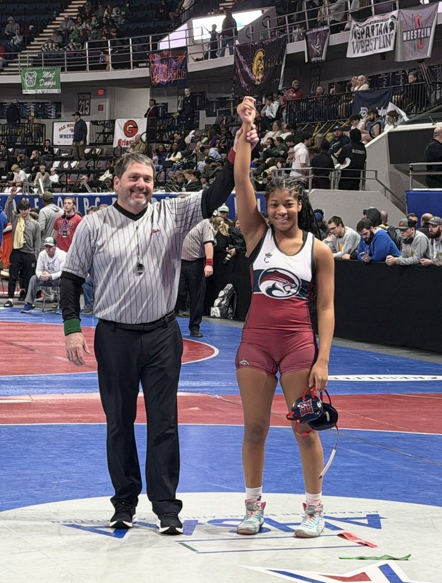 Congratulations to Jayda Jordan she’s now a STATE PLACER! 

Girls team is on the UP and Jayda has been a driving force and leader. 

#theHSV #PantherWay🐾 #GBR
