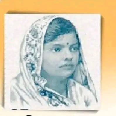 सुभद्रा कुमारी चौहान जी भारत के महान कवयित्री और स्वतंत्रता सेनानी थी..।।

ये झांसी की रानी कविता लिखकर उस समय पूरे देश के लोगों को राष्ट्रीयता और देशभक्ति  की भावना से जोड़ दी थी..।। 

इनके लेखन शैली में प्रखर राष्ट्रवाद और देशभक्ति की झलक स्पस्ट देखने को मिलती है..।।

इन्होंने