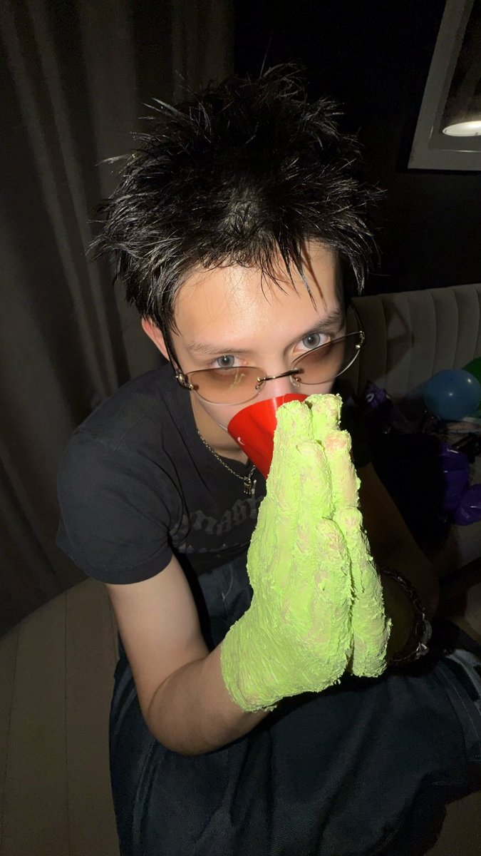 [260215] #JAMES Weverse Moment

🙏🏻🙏🏻🙏🏻

#CORTIS #코르티스