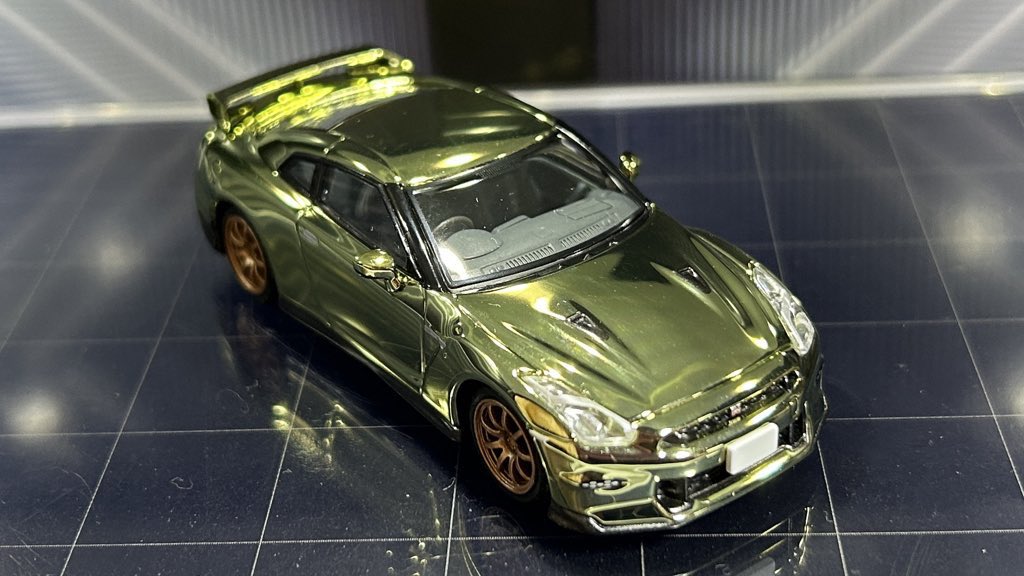 おはようございます トミカリミテッドヴィンテージネオ NISSAN GT-R