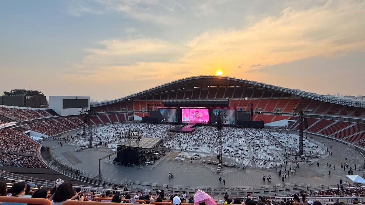 sofia sayson tweet media