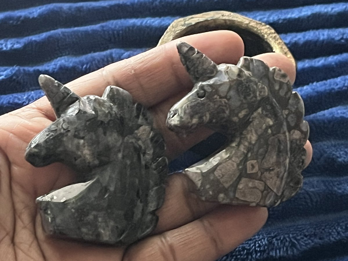 glammaskloset.etsy.com 
#quesera #unicorn #larvikite