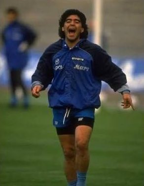 El look de Bad Bunny hoy.