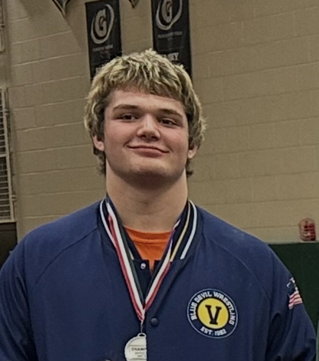 Victor Wrestling tweet media