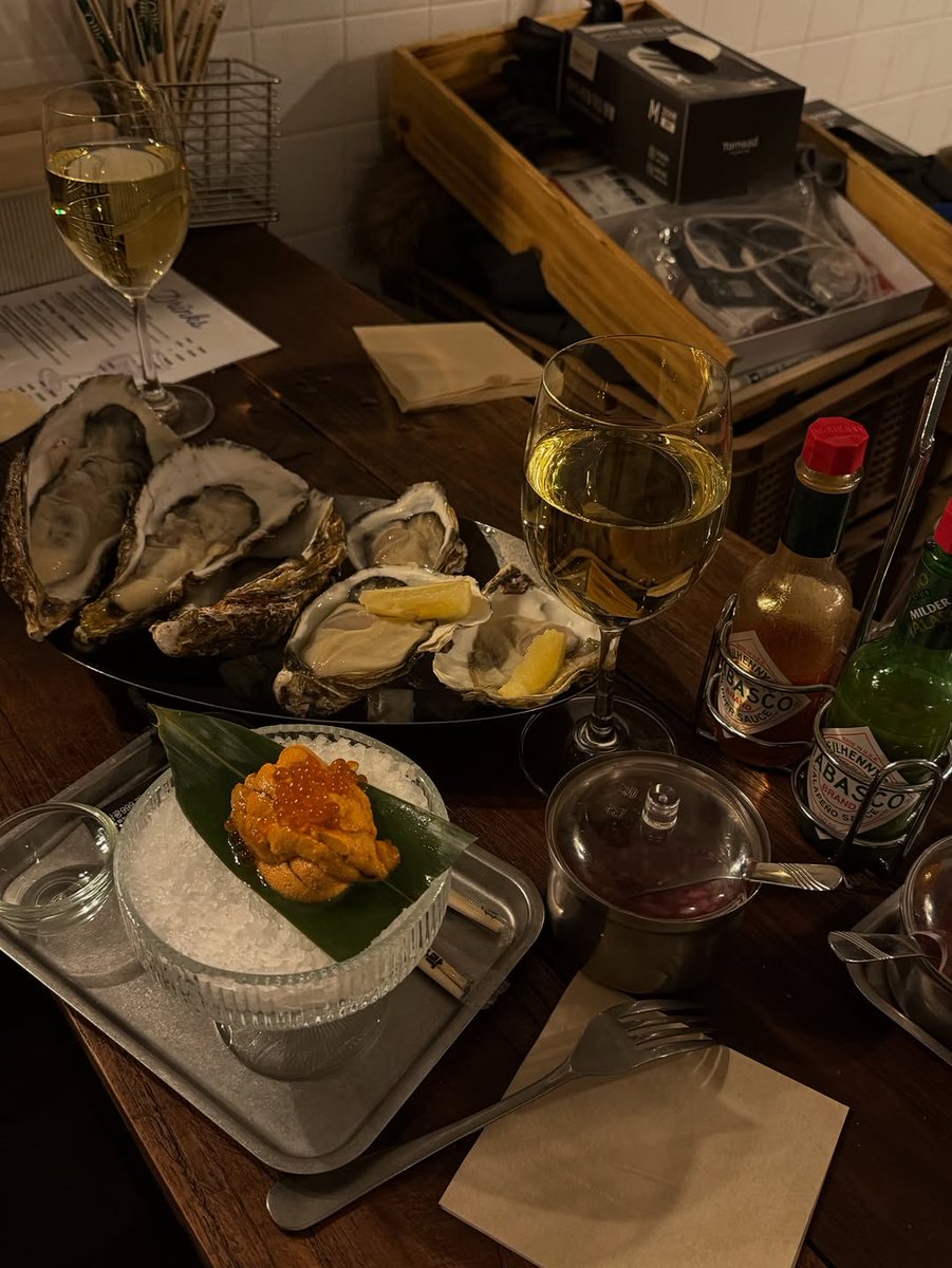 Feliz día de hacer el amor con la amistad