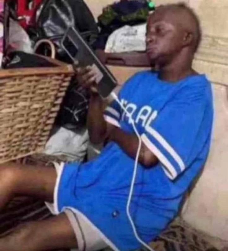99Matttt's tweet photo. Una wey dey accept free job for this  space

Na una dey spoil this work ajeh. Imagine, Dev come dey feel he fit get any mod/CM at anytime

Bros grow up... https://t.co/oKYNuqD0zj