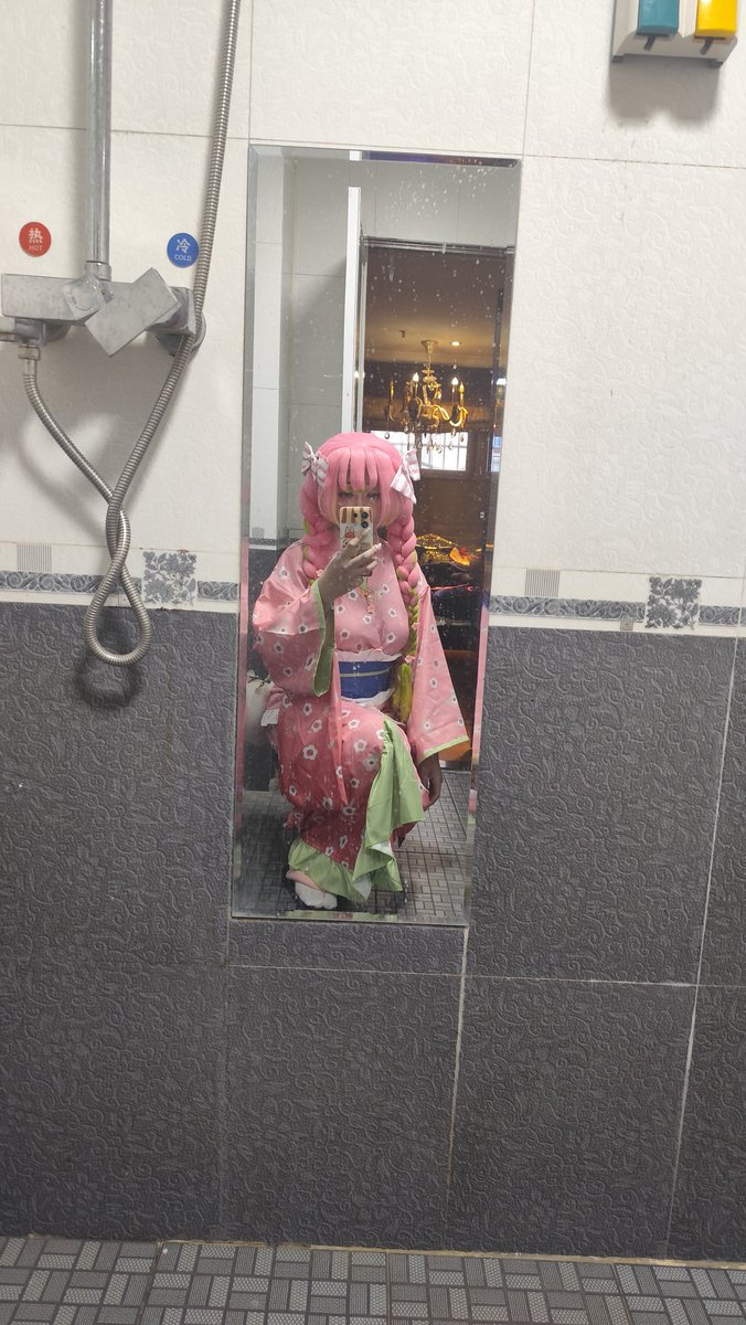 花花 tweet media