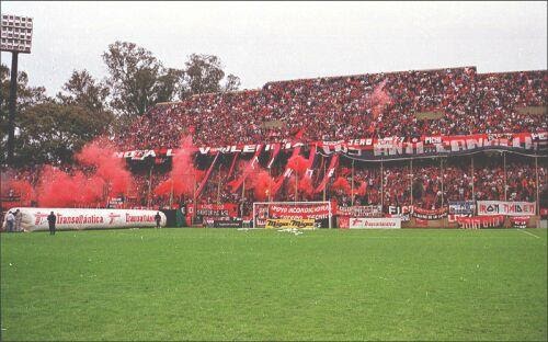LOS ANTI...CANALLAS. 
La vieja banda de Newell's...
Nada cambia este sentimiento, tu gente sigue fiel.