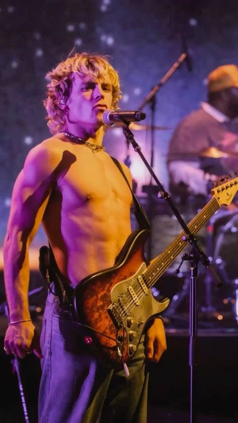 Navythunder808's tweet photo. Ross 🥰 https://t.co/9mpsMrFGjn