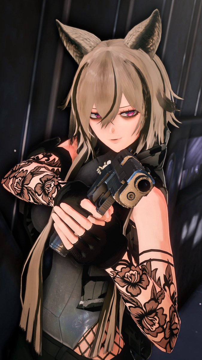 手を挙げろฅ^•ﻌ•^ฅﾊﾞｯ!