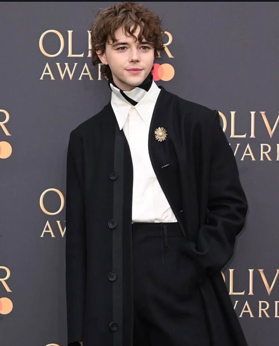 sunshin_wolfe5's tweet image. these fits live in my head rent free