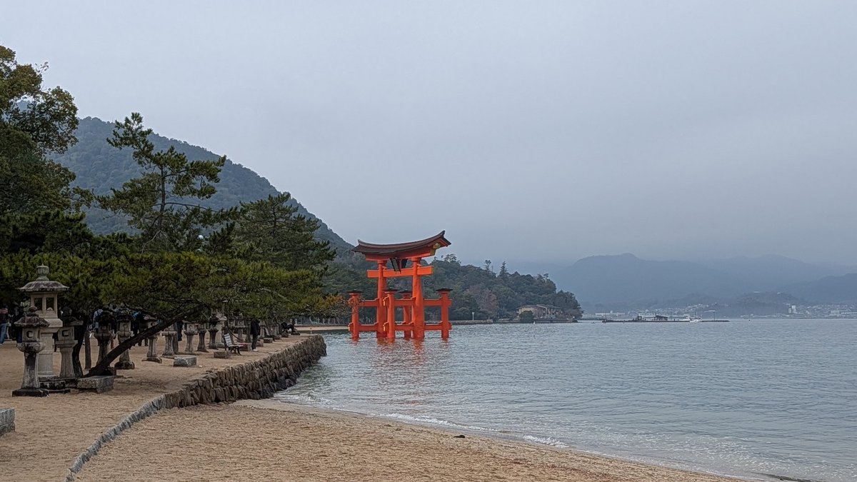 aquila_null's tweet photo. 目前天氣陰陰但可以實際見到以前打戰B時候的場景覺得開心 https://t.co/1MUmbxL4tF