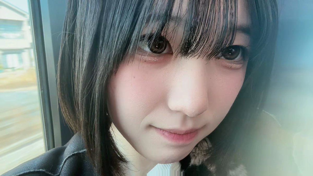 おはちゃまる◯

予定いっぱいだからスマホ変え変える暇ないよぉ〜！

カメラバキバキで変なフィルターかかっちゃった