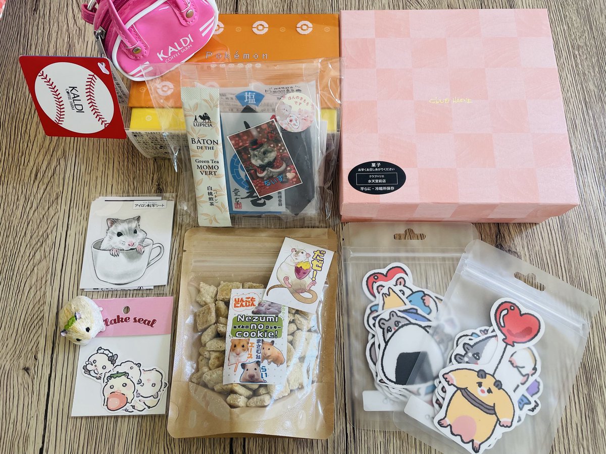 ローデンツ楽しかった❤️❤️
ジャンガリーズさんいつもありがとう🥰
お会いしてくださった方ありがとうございました🐹💖

戦利品と頂いた物🥳💞

<a href="/oOpote_toOo/">potato🐹@2月14日❤ローデンツ♡</a>  様
<a href="/mega_moko01/">メガもこもこ</a> 様
<a href="/murakamisyo_ten/">ねずみのおやつ屋🐁集まれ！村上商店@2/14ローデンツ東京</a> 様
<a href="/suisei_86star/">suisei@a.m factory🥔タロイモ🐹</a> 様

🐹❤️