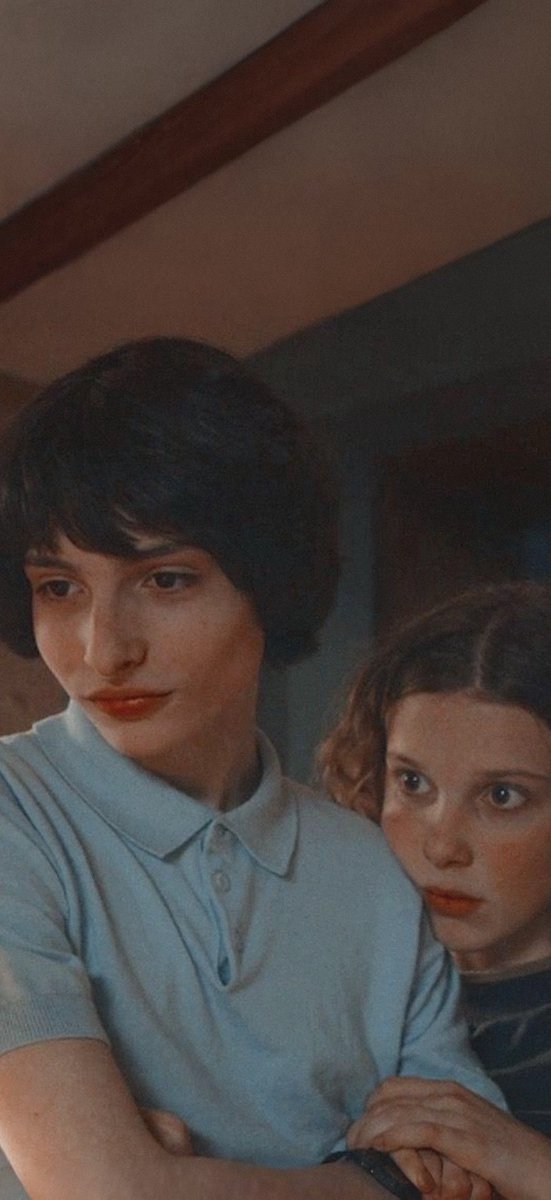 unlockscreen's tweet image. —  tv show couples : stranger things #StrangerThings5 
happy valentine’s day | wallpapers 💘

like &amp;amp; rt if you use it!! /math