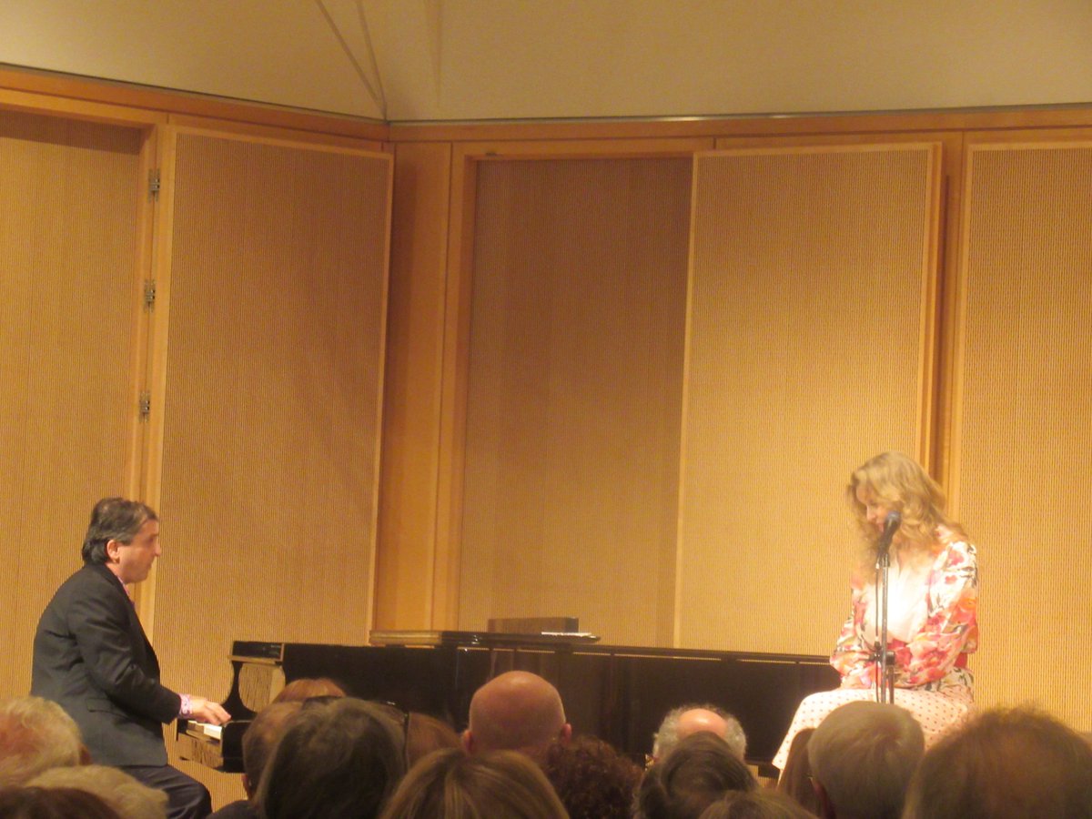 QOTDCT's tweet image. #RecentlyInCT / #RecentConcertsInCT:
#Jazz vocalist and nine-time Grammy nominee @TierneySutton,
with pianist @TamirHendelman,
in @WiltonLibrary's Brubeck Room, 2/14/2026