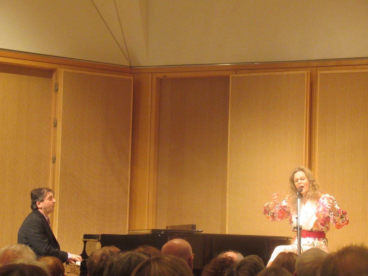 QOTDCT's tweet image. #RecentlyInCT / #RecentConcertsInCT:
#Jazz vocalist and nine-time Grammy nominee @TierneySutton,
with pianist @TamirHendelman,
in @WiltonLibrary's Brubeck Room, 2/14/2026