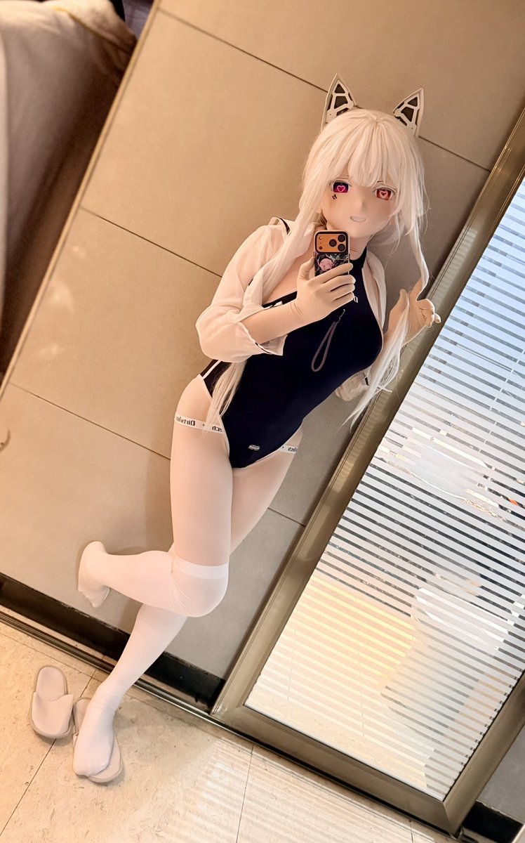 海月姬 这娃圈校服真不是白叫的
我也能穿的这么好看😭
#kigurumi
