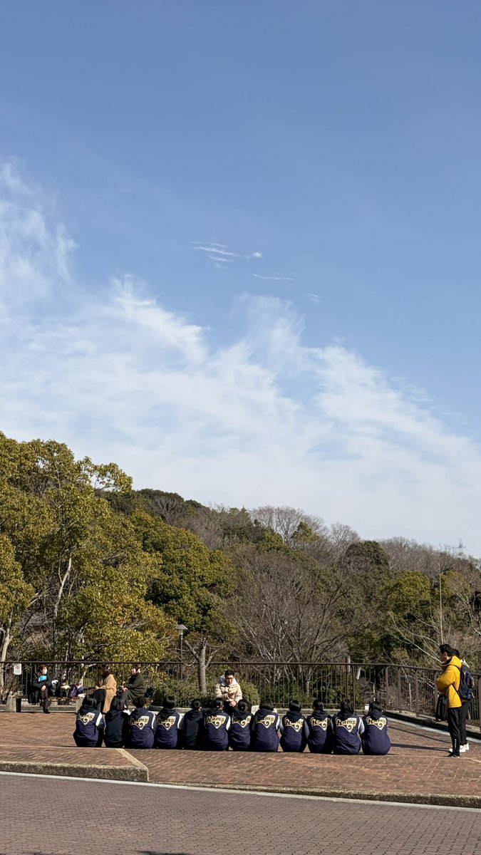 enjoy_run_again's tweet photo. 悔しさをバネに強くなれ。
#高校バスケ
#新人戦
#近畿大会 https://t.co/4ND9HFn5tg
