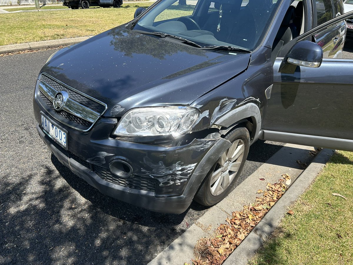 We just gotten into a car accident
Me my mom and my 7 year old brother