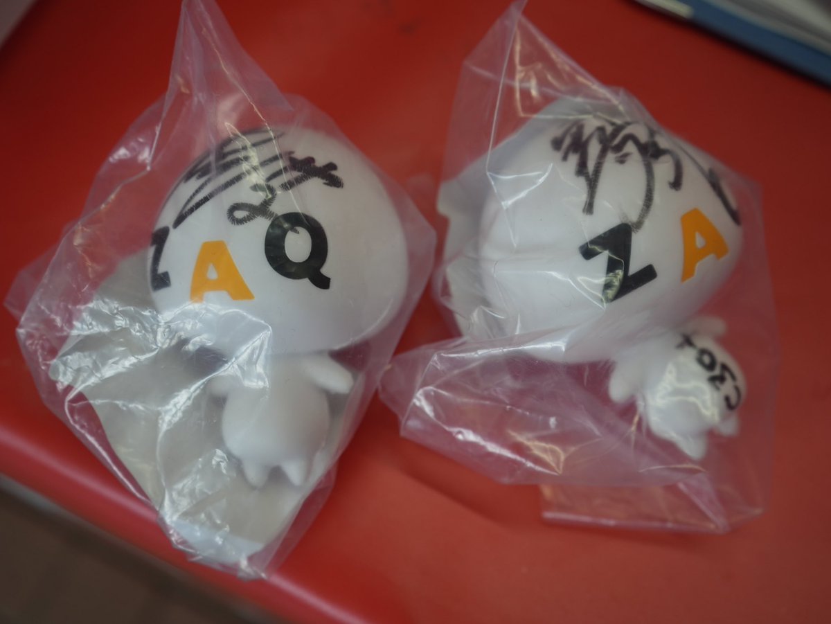 🎁 J:COMブースで運試し🎯 抽選に参加して、全選手サイン入りグッズや