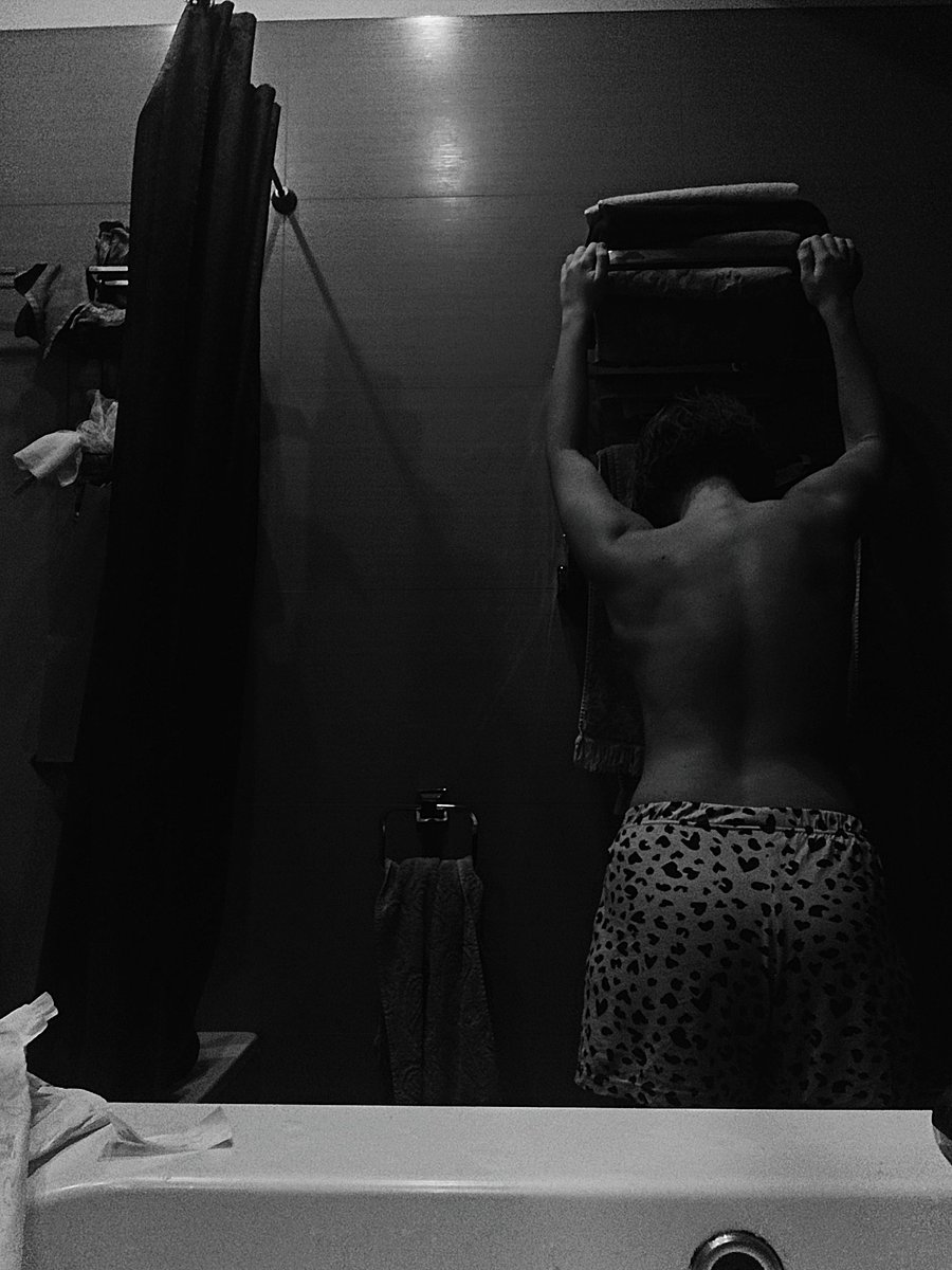 ☆ 𝚆 𝚒 𝚗 𝚝 𝚎 𝚛 𝙱 𝚎 𝚊 𝚛 ☆ tweet media