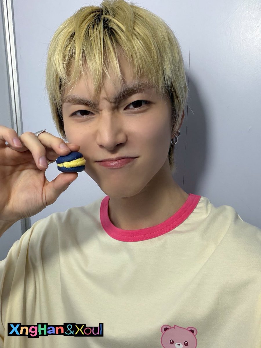 i love you my pookie wookie cutie patootie gorgeous blueberry muffin popeyes biscuits with no drink magestic discord kitten honey bun sugar booger booboo bear sweet  vanilla cake chocolate ice cream with chocolate drizzle and a cherry on top scrumptious.