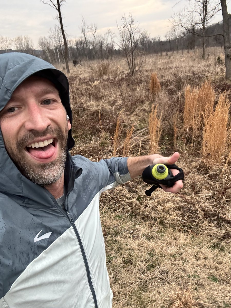 joel_off_air's tweet image. The best way to prepare for inclement weather the day of a race is to train in the rain! 🏃 🌧️  

Two more weeks until the Little Rock Half Marathon! #ARwx #RunAR #halfmarathon