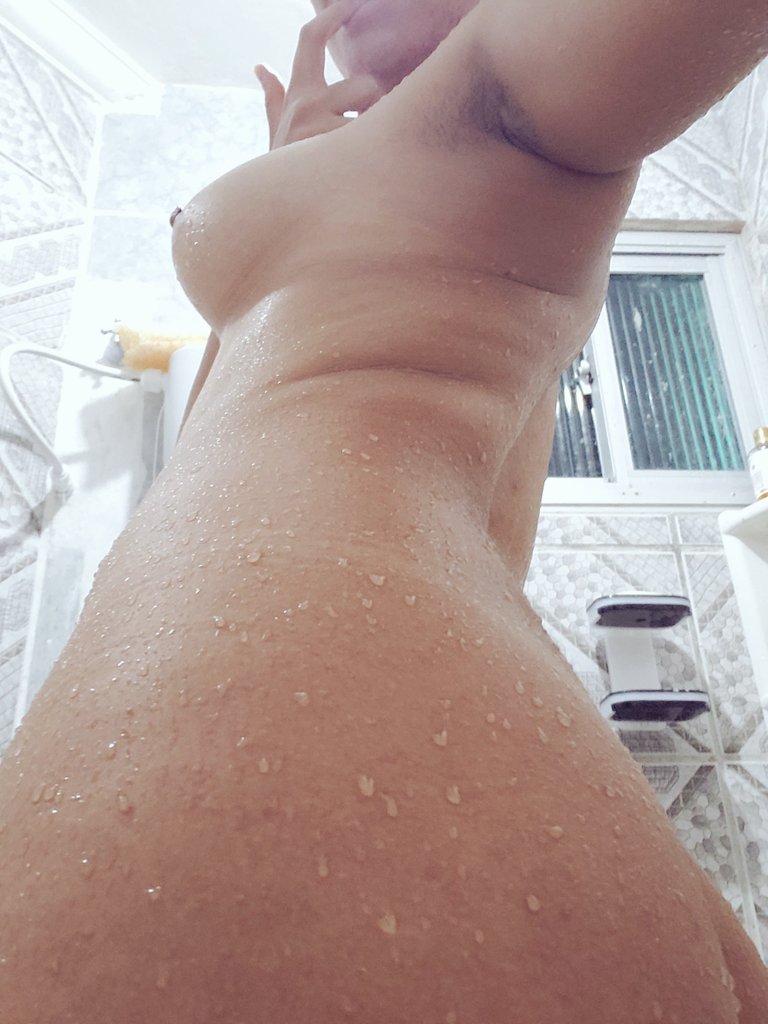 brat princess tweet media