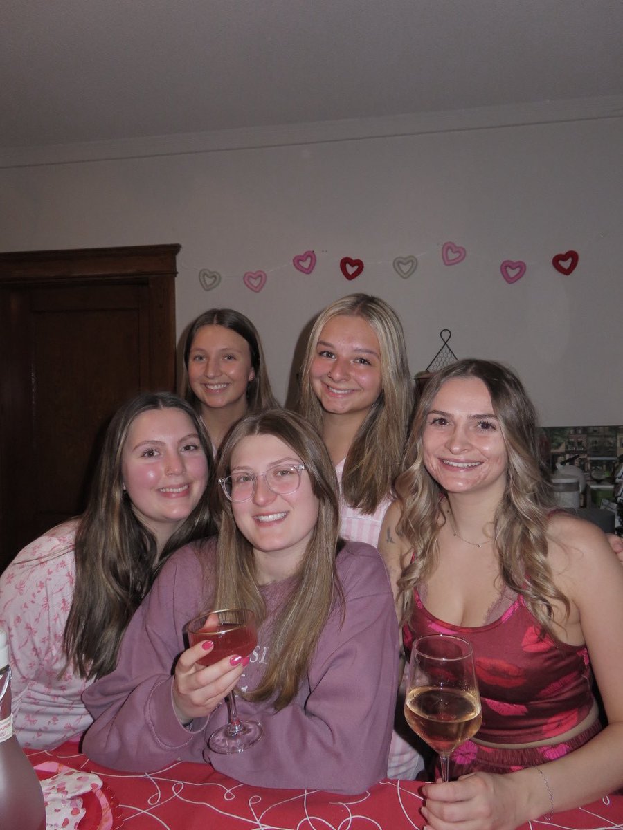 𝕝𝕖𝕩𝕪❥ tweet media