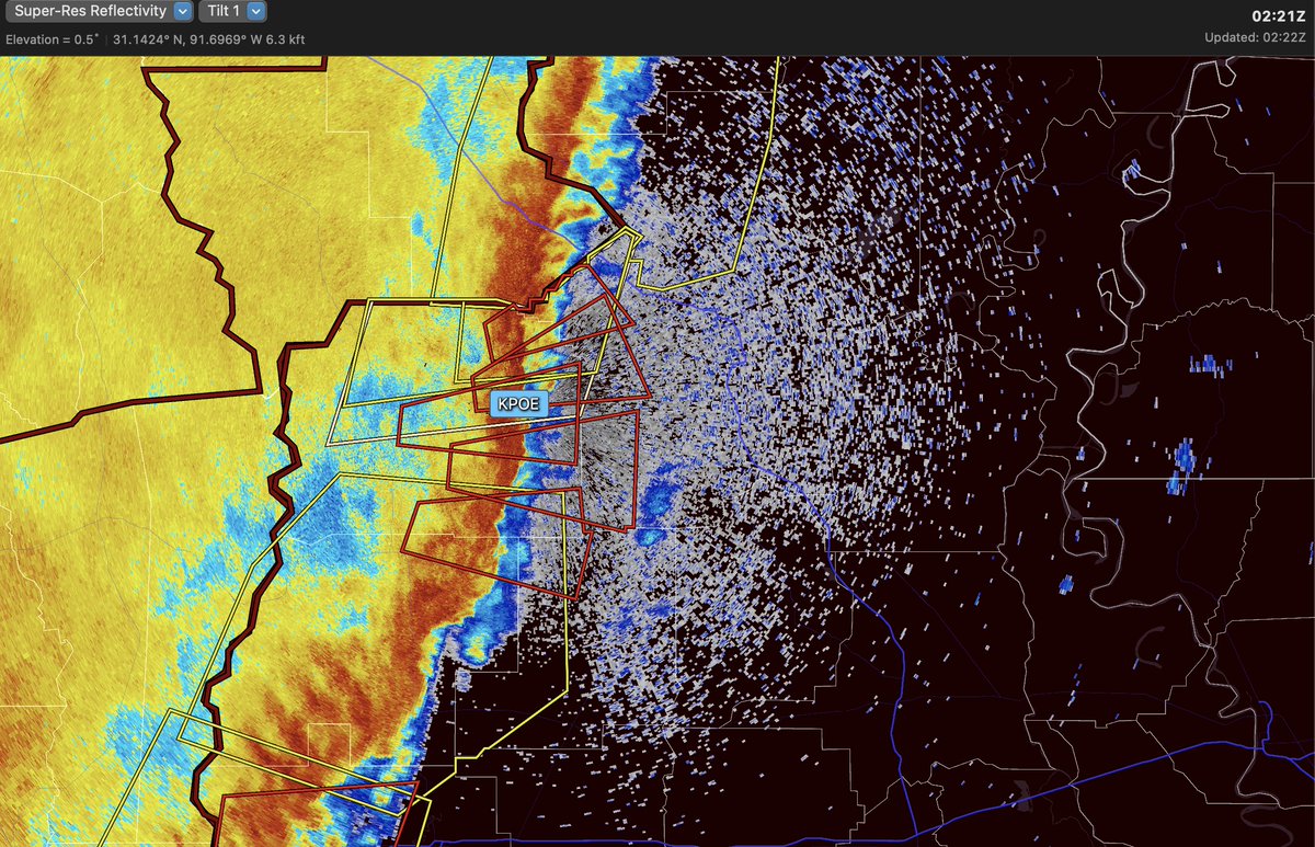 Thompson et al (2023) found that QLCS tornado reports are very strongly correlated to NEXRAD sites, this is a great example of what we always see - tornado warnings spammed on QLCSs near radars, not because they're getting stronger, but because we're seeing the circulations