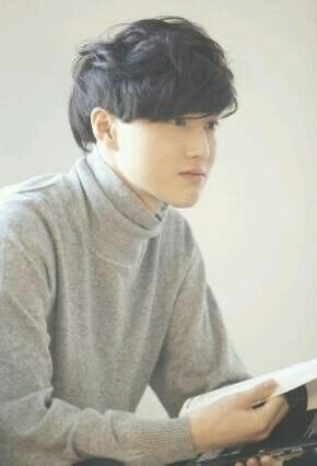 수호 데뷔 14주년 기념으로 데뷔초 사진 보자