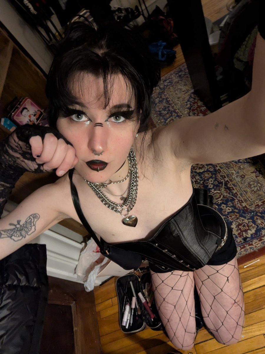 im alone but im cute!