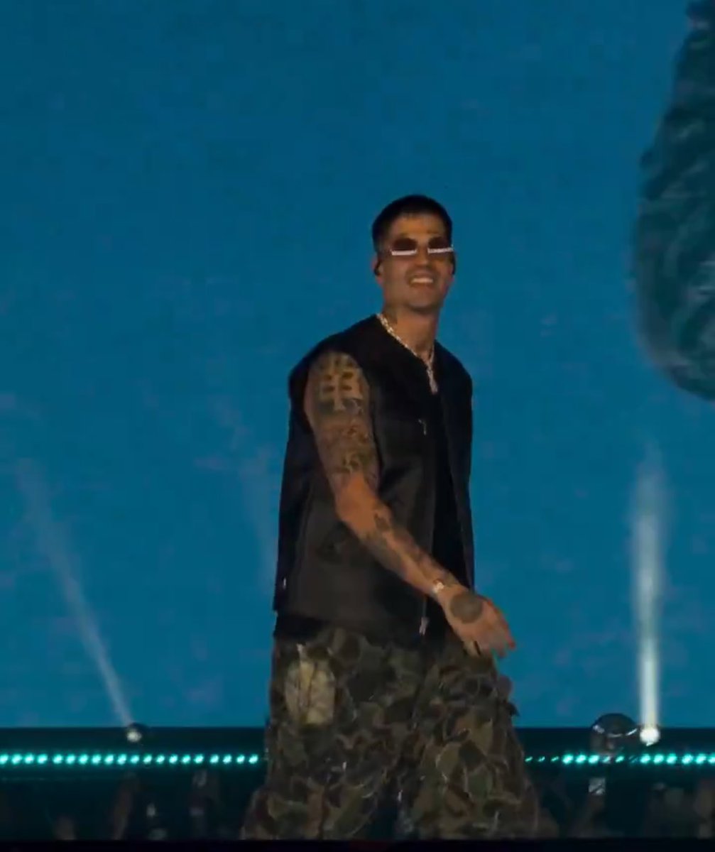 mel 🧸 tweet media