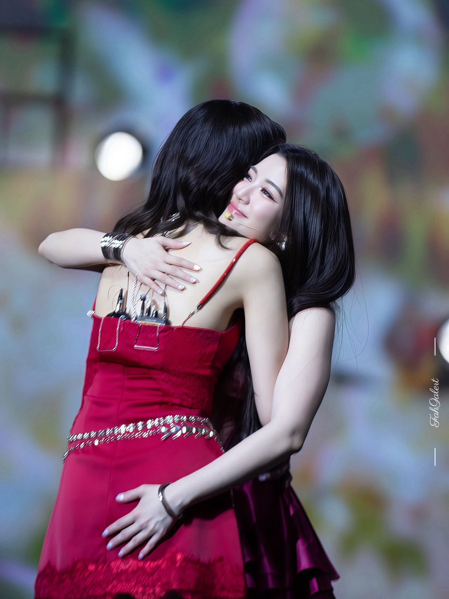 ดูยังไงก็เจจินเต็มไปหมดเหมือนโดนสะกด 

GINJAY HEART TO ALKEY
#GinnyJaynaFirstFanconTH
#aangelinaass #GinJay #ginnynatnicha