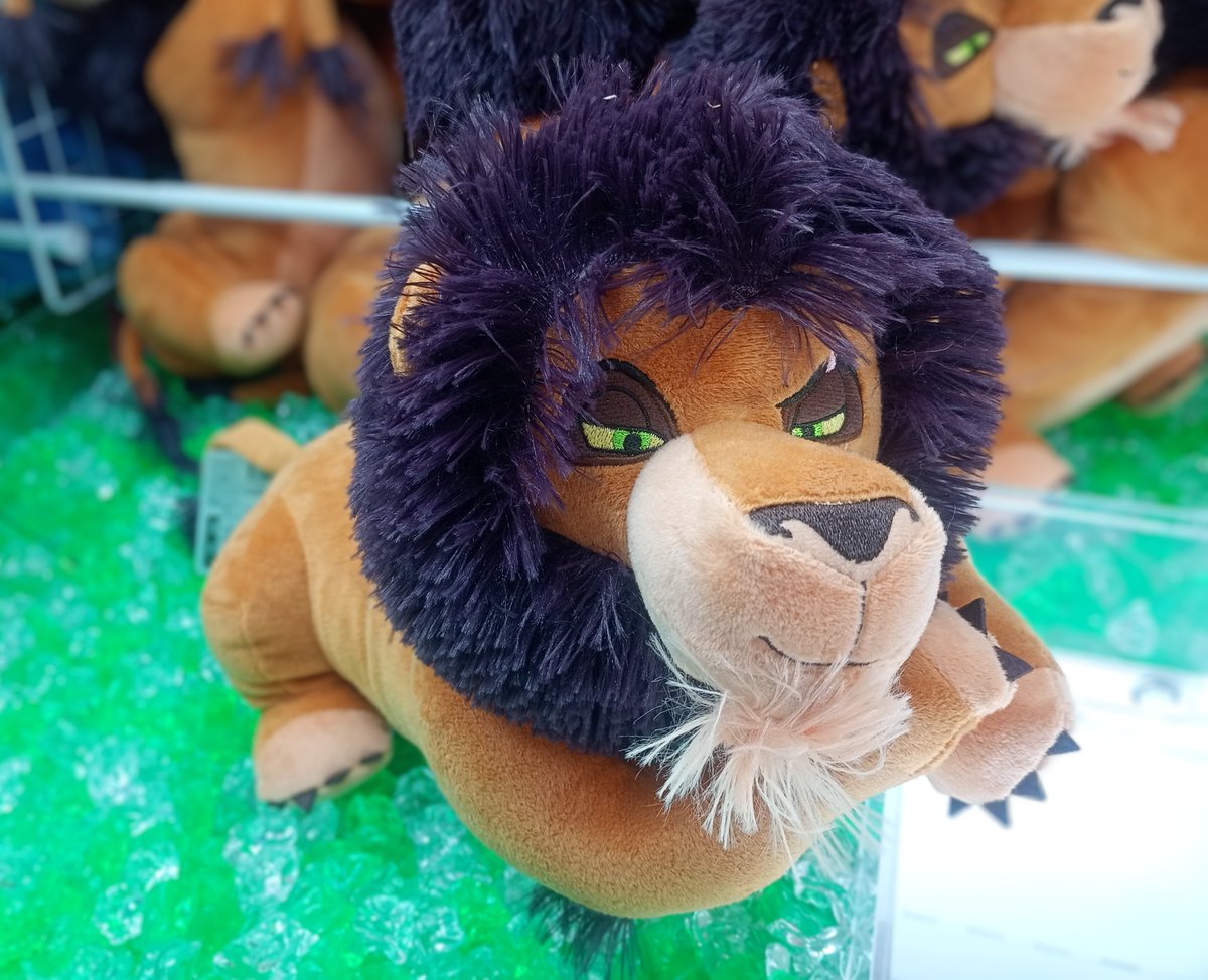 𝓝𝓮𝔀 ⸝ #ライオンキング #スカー の ねそべりぬいぐるみが新登場