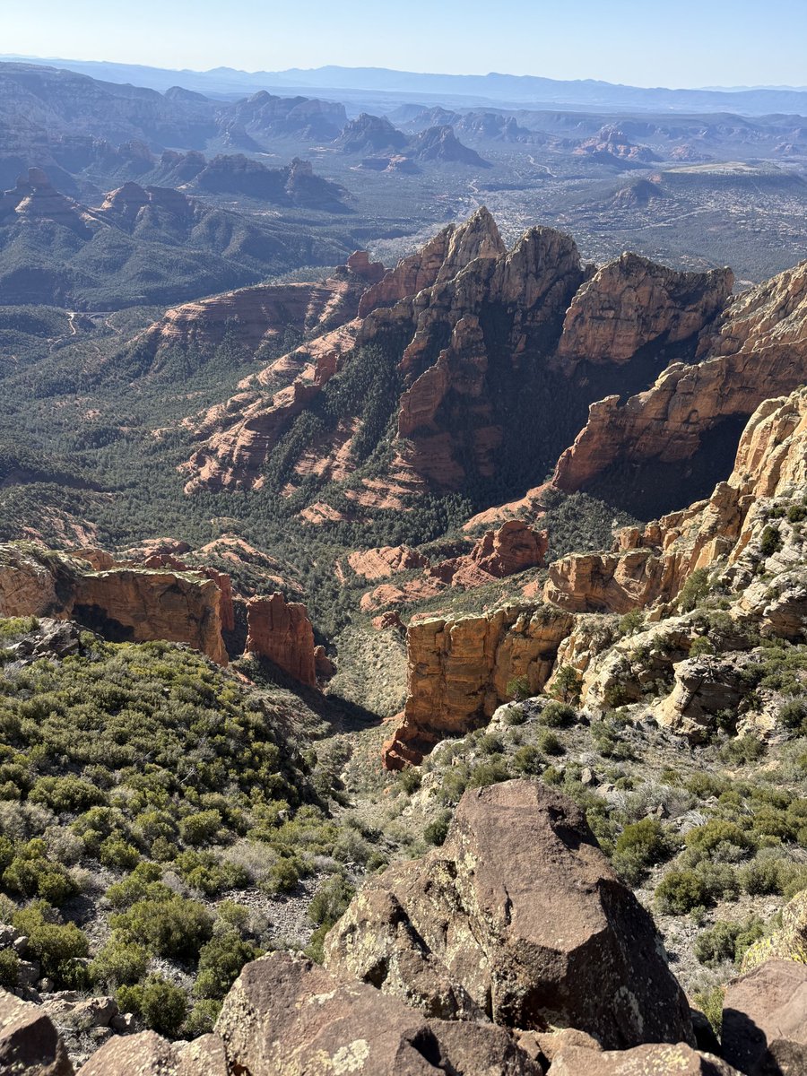 kingchiru15's tweet photo. These beautiful #Landscape and #sunset frames you can only see in #Arizona! ๐
Happy 114th Birthday #Arizona! ๐
#HappyBirthdayArizona #Happy114thBirthdayArizona #48thState #ValentineState #ShotOnPixel10Pro #PixelPhotography https://t.co/AKzj6XKGA5