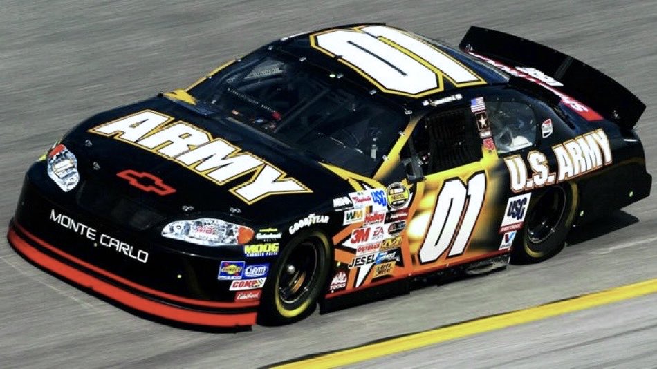 LegendsNascar's tweet image. 1️⃣ day until the #Daytona500  🏁 

Joe Nemechek - 2004 #FrontRowJoe
