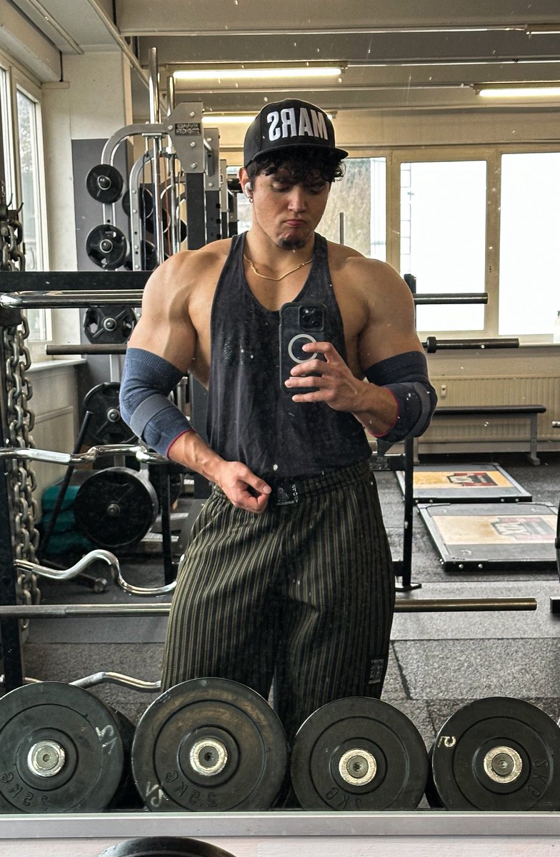 The General Guy tweet media