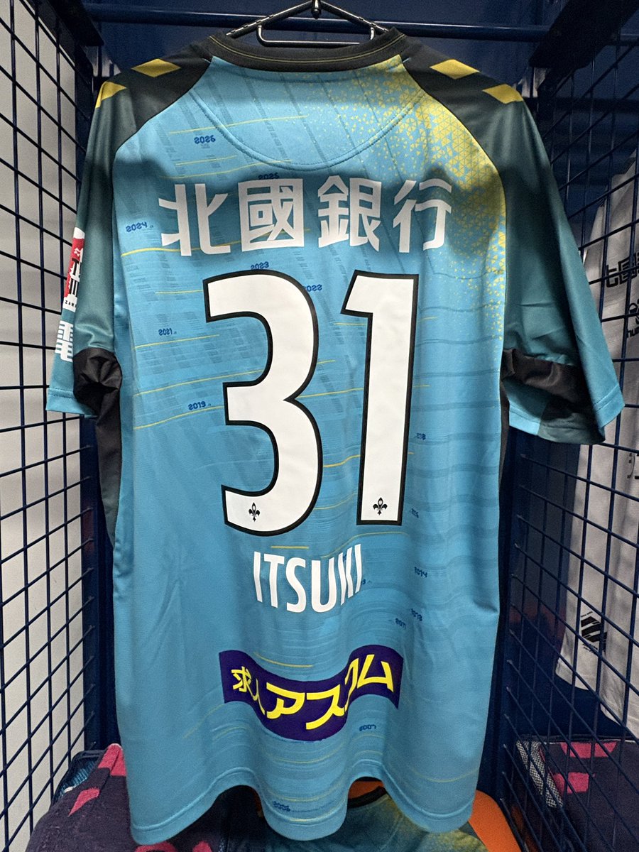 アウェイ愛媛戦】 今日はGKも2ndユニ🧤⚽️ #上田樹 #zweigen #感謝を形に