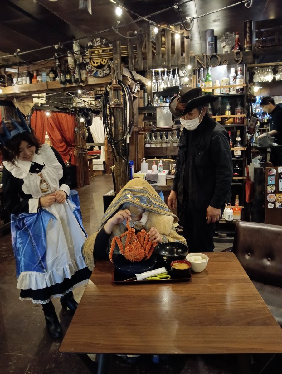 カニ丼……２２００円……
数量限定……でけぇ……

入間市レガシィ

<a href="/iruma_LEGACY/">⚙BAR　LEGACY⚙　バー　レガシィ　🍷埼玉県　入間市🍷</a> 

#幻影商會