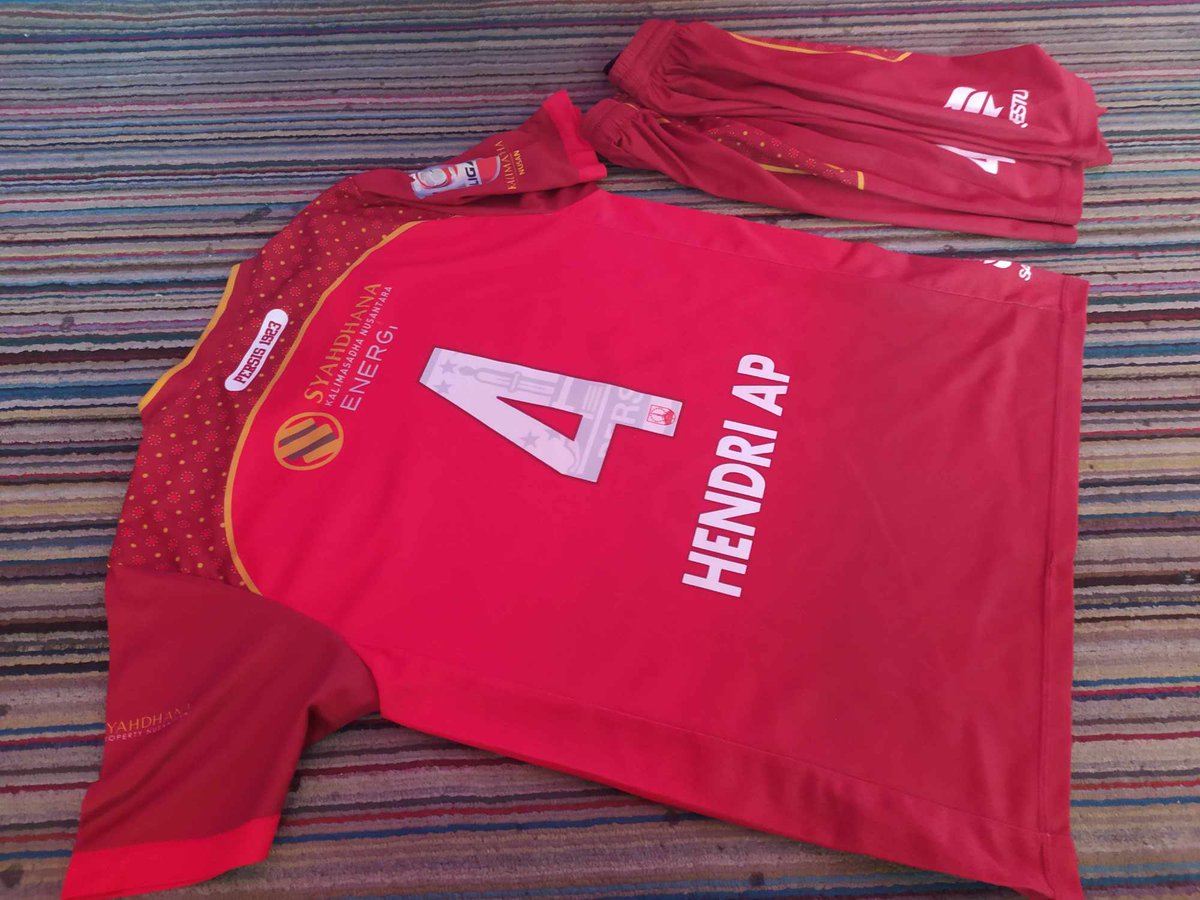 _idahrun's tweet photo. #Jersey4sale 
#MatchWorn
Timnas GK || S || Jersey PI celana MW KM || 1.000
Persis Solo || M || 500k

Detail dan nego
087726268080 (wa) 
Tokped &amp; Shoope ready

@JerseyLigina
@jerseysneil https://t.co/JPOKFHEFo2