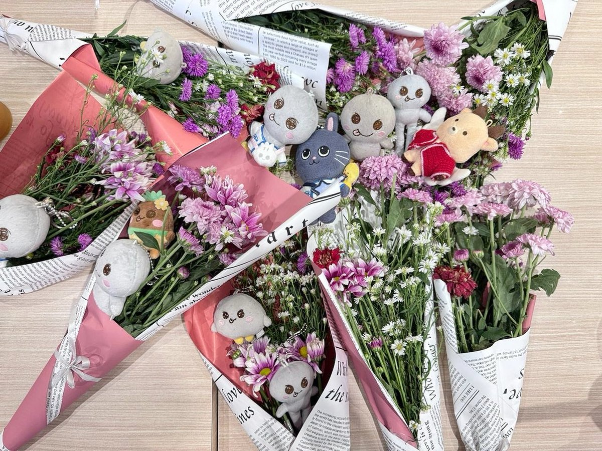 vals day with eunseokkiee 💓 <a href="/DearSES_/">DearSES .ᐟ</a>