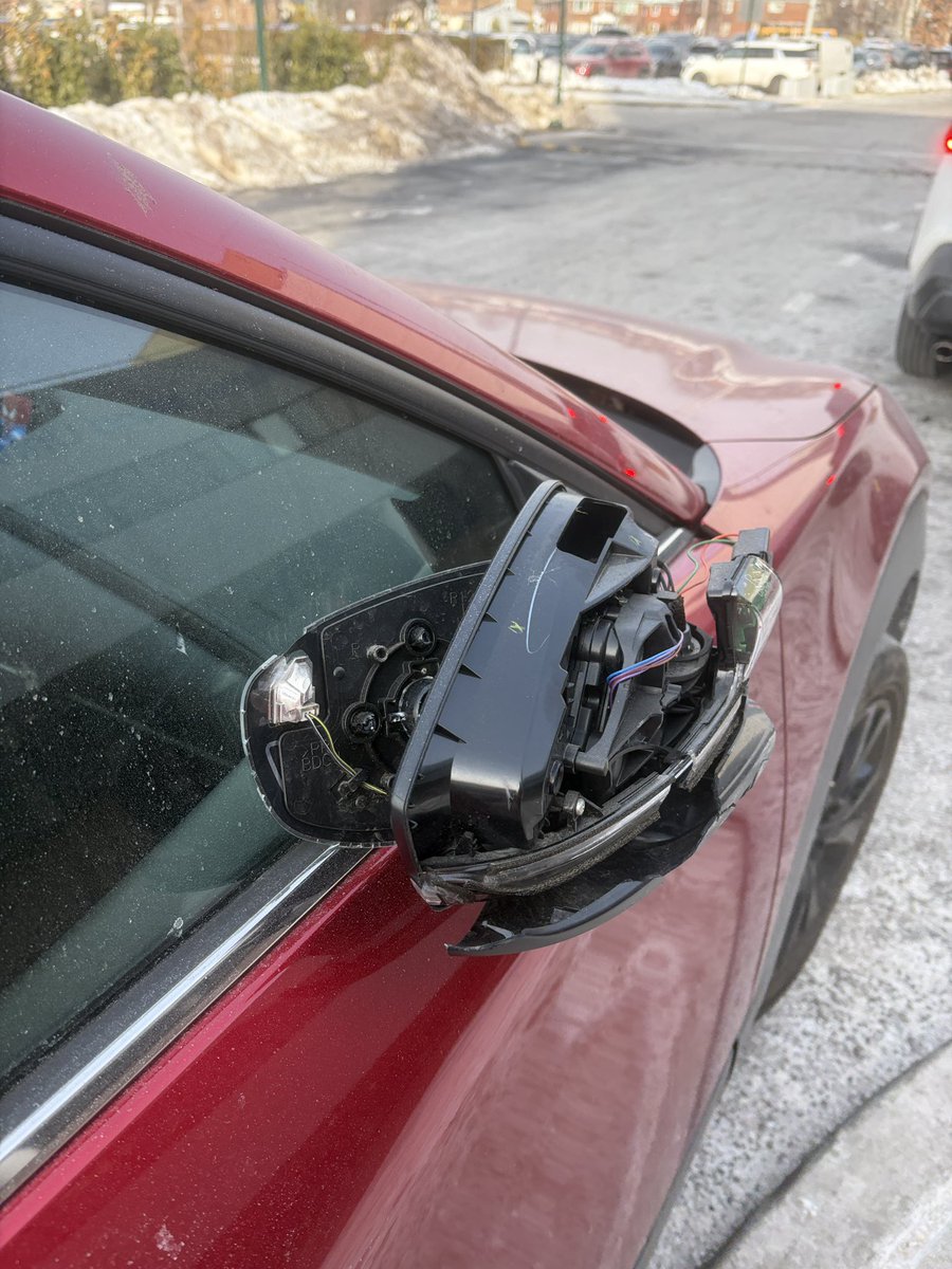 91SDILF's tweet photo. Do you think if I ask nicely he’ll fix my car in solidarity https://t.co/fkZStuuY33