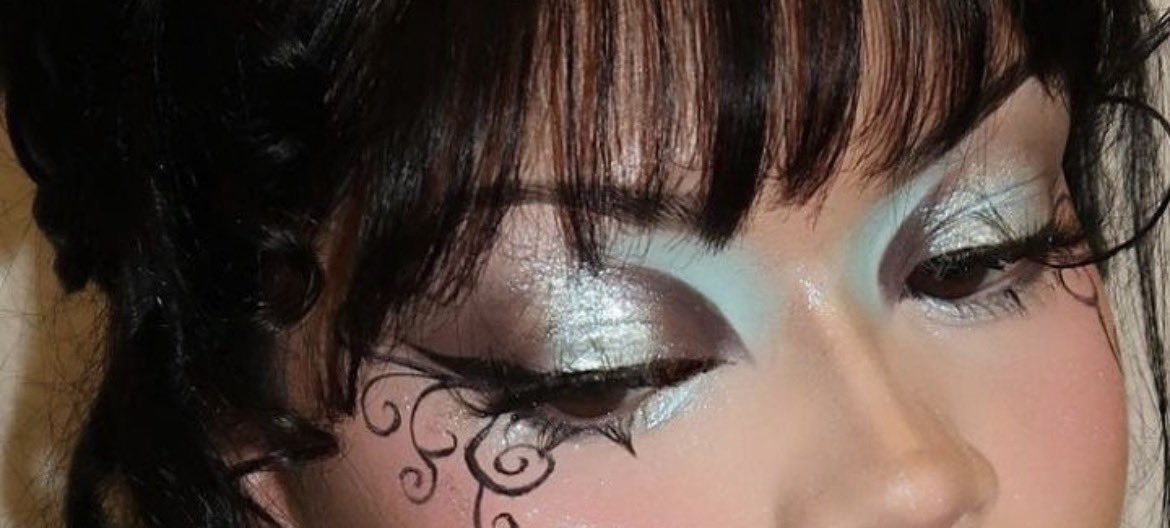 THE world tweet media