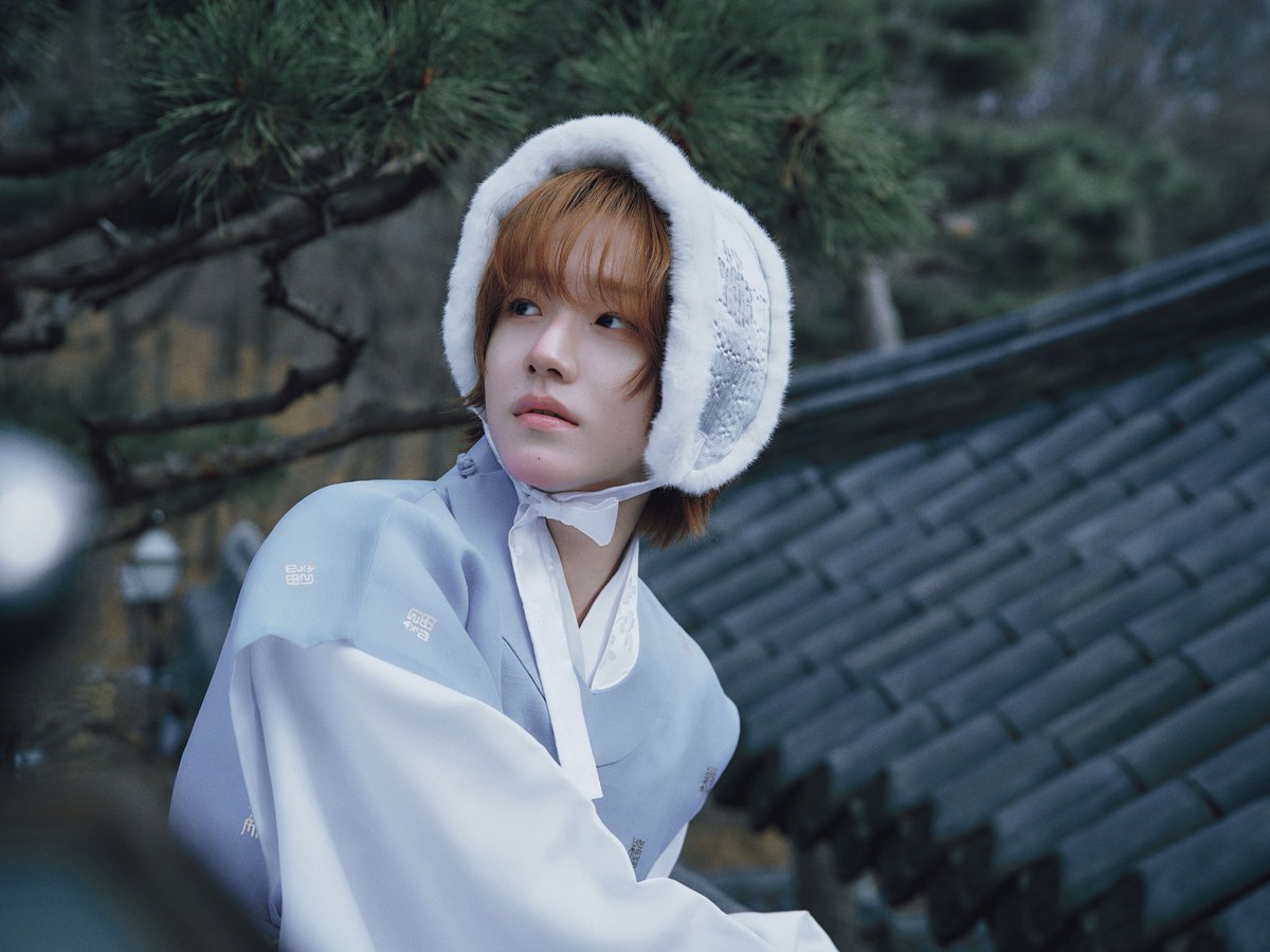 IDID_starship's tweet photo. 따스한 낮, 빛으로 시작된 2026 

#IDID #아이딧
#JEONGSEMIN #정세민 https://t.co/TjKqkSiKRQ