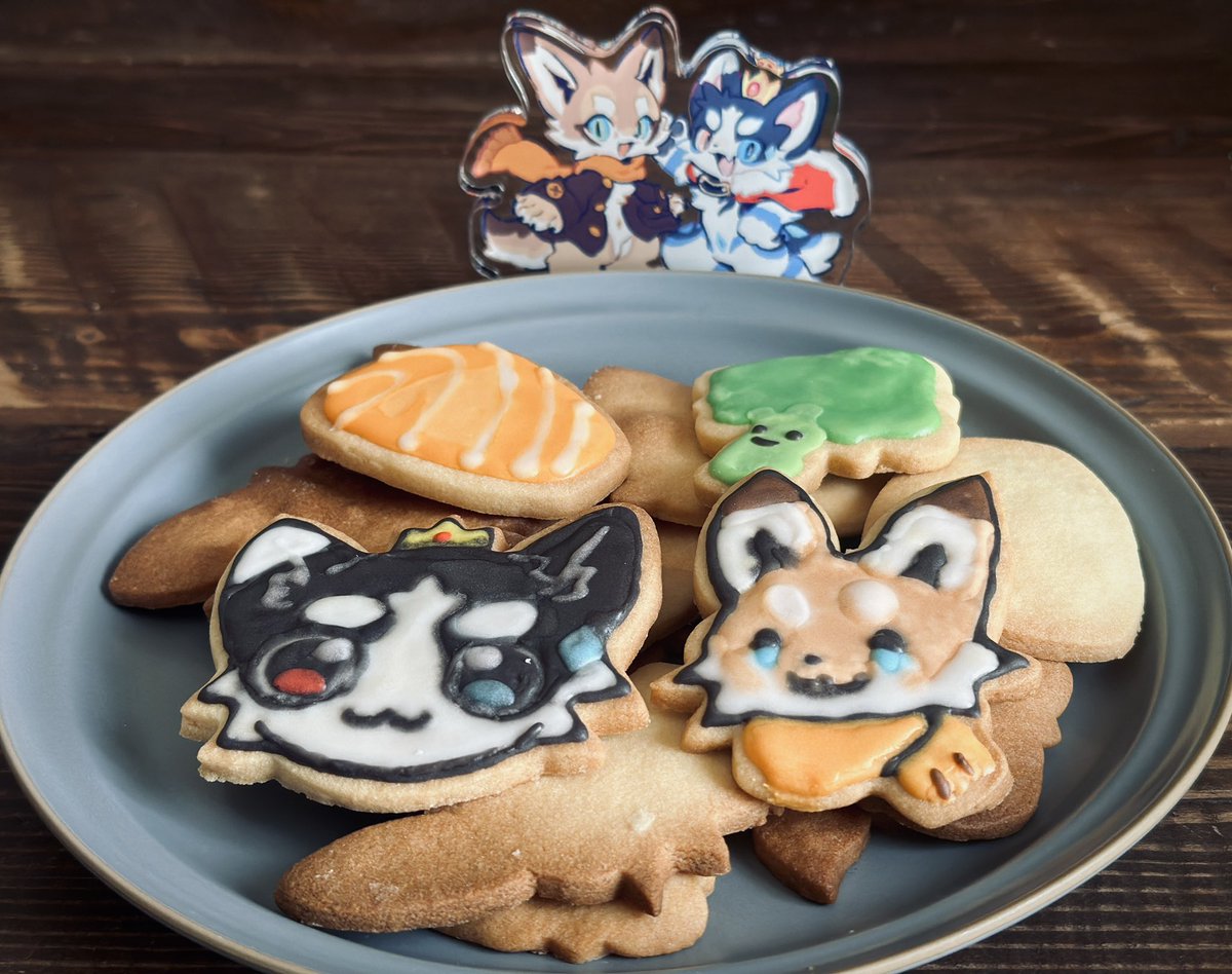 一昨日に初めてアイシングクッキーをやるなどしてた🍪✒️