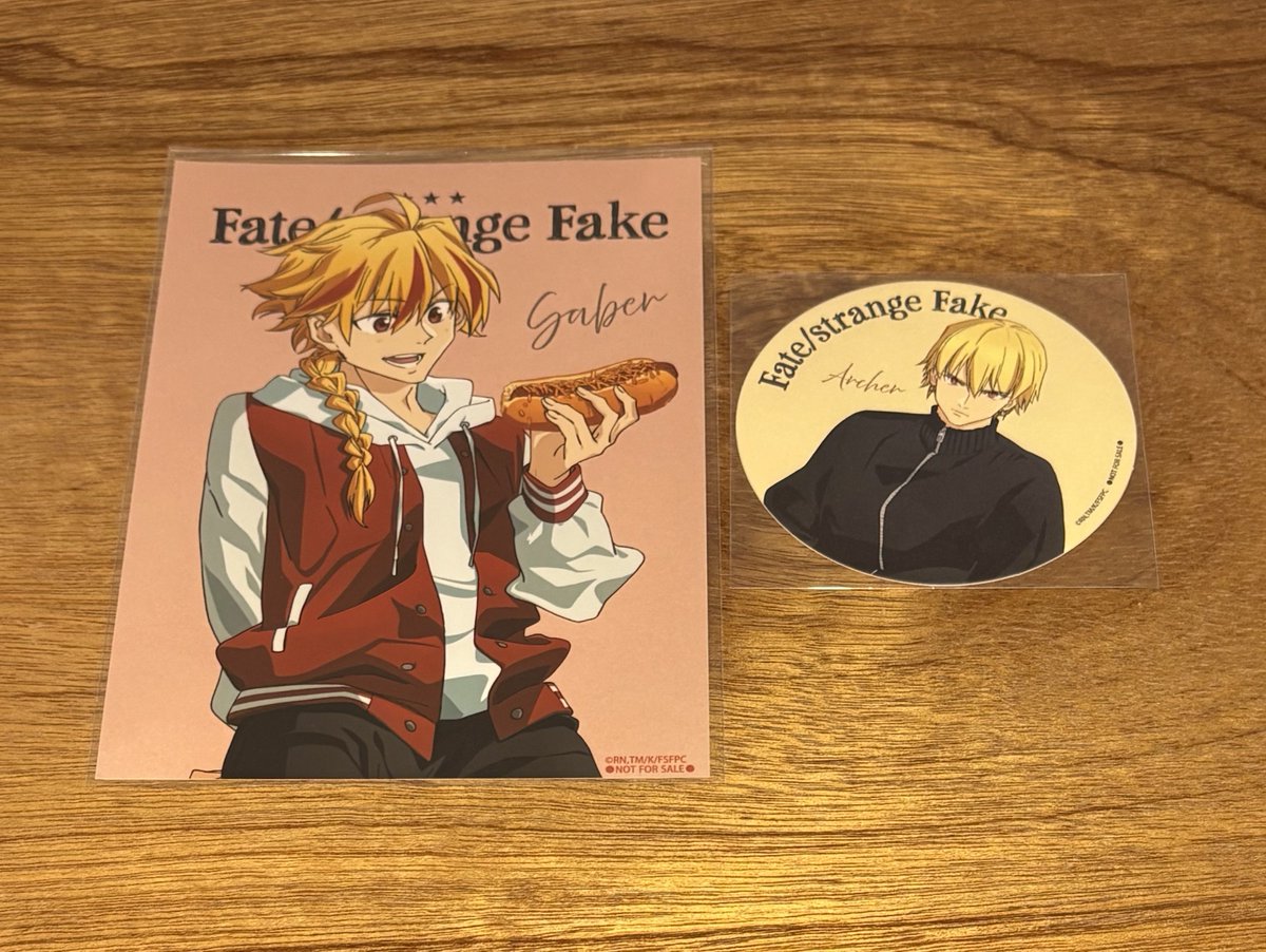 tooooooru1226's tweet photo. 【交換】Fate/strange Fake  THEキャラ  コラボカフェ  特典  コースター  ブロマイド

譲
ブロマイド：セイバー
コースター：アーチャー

求
コースター：ランサー(黒)

コンプ目的のためブロマイド⇔コースターも可です。本日現地手渡しもしくは後日都内手渡し、郵送も可です。 https://t.co/1FPHcobU1M