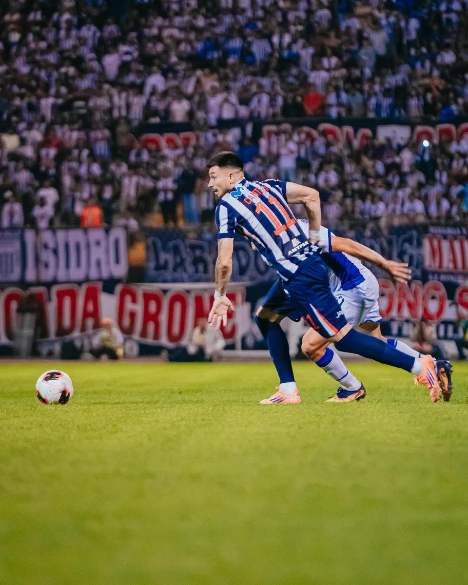 Por si faltara ratificarlo a nivel local, el Alianza Lima de Pablo Guede sigue sin andar y esta vez empató 0-0 ante un Alianza Atlético que pudo ganar y agudizar aún más la crisis. ¿Hasta cuándo Pablo Guede podrá instalar un once base?

#AlianzaLima #AlianzaAtlético #LIGA1